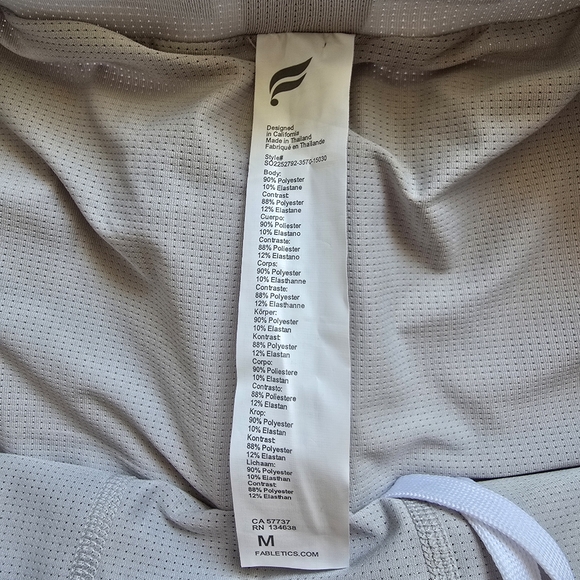 Fabletics Shorts - Picture 3 of 4